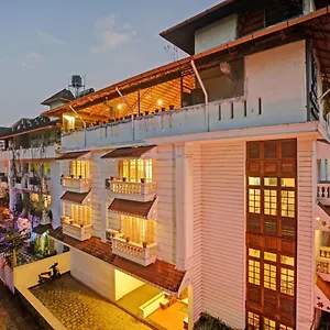 4* Hotel The Manor - Kochi Kerala